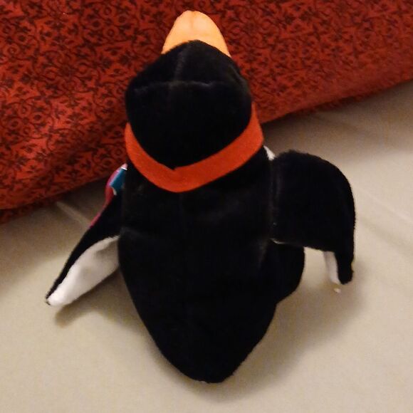 🩷Avon Full O' Beans, Birthstone January (garnet) Plushie NEW WITH ALL TAGS - Picture 8 of 9